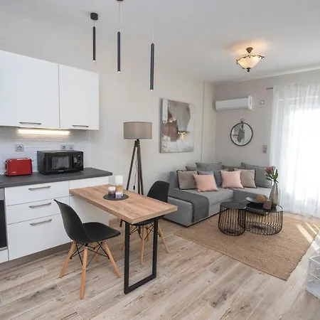 Chrysalis 1 Apartment