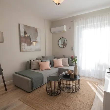 Apartment Chrysalis 1 *